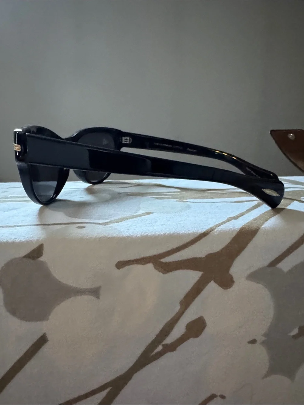 Oliver Peoples Black Sunglasses in Leather Case